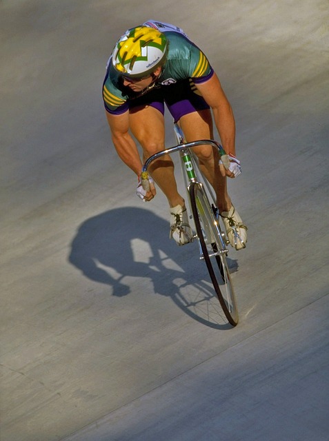 最近他卷入 最近他卷入